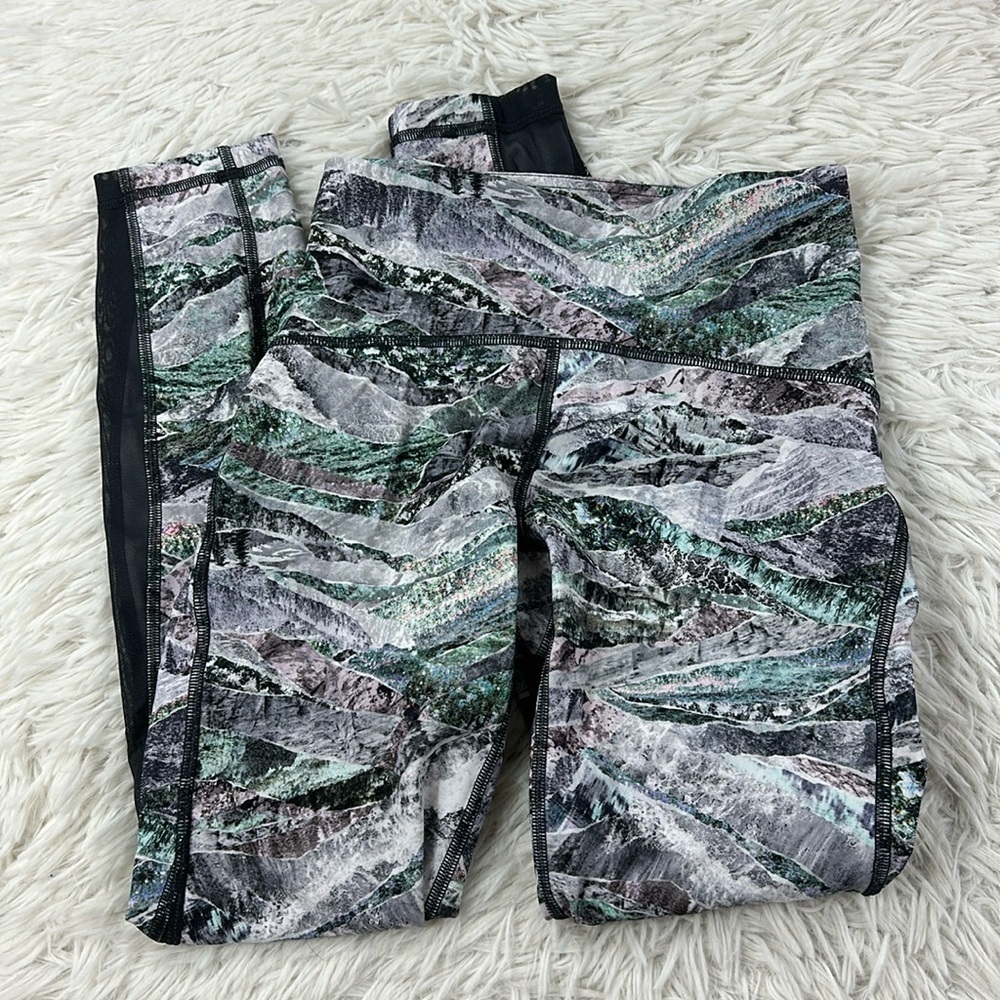 Lululemon Train Times Pant 25" Springscape Multi / Obsidian